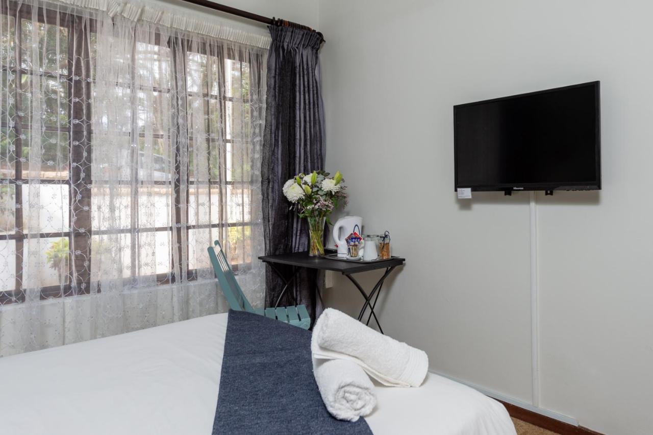 Zesty Guesthouse Port Edward Ngoại thất bức ảnh