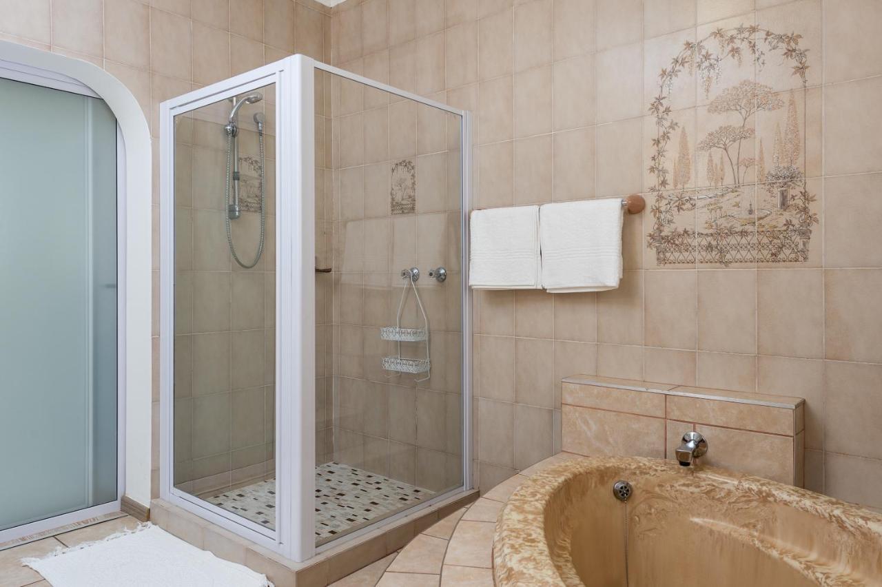 Zesty Guesthouse Port Edward Ngoại thất bức ảnh