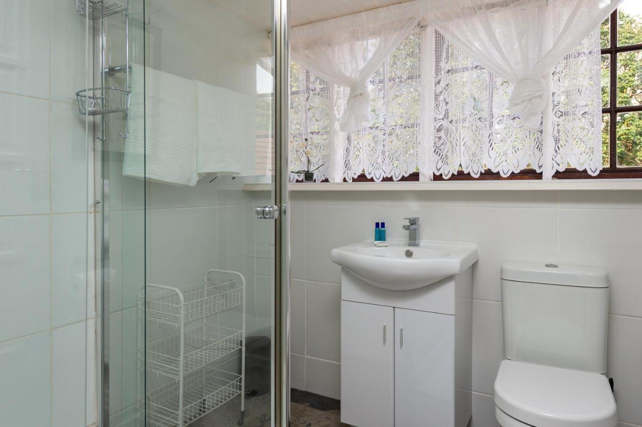 Zesty Guesthouse Port Edward Ngoại thất bức ảnh